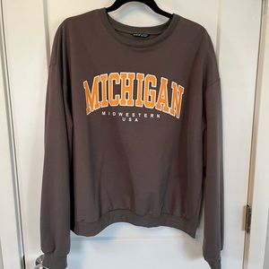 SHEIN Long Sleeve Michigan Crewneck Sweatshirt
